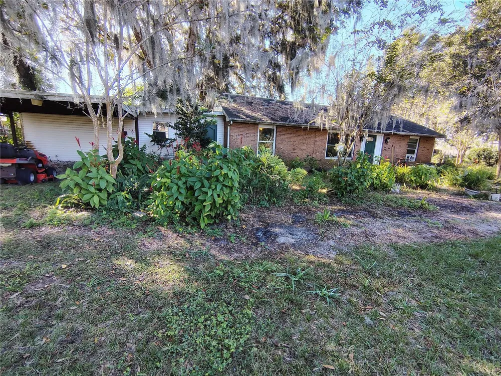3537 E C 462 Wildwood, FL 34785