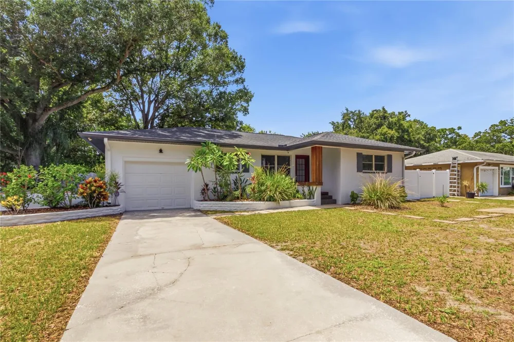 10 S ORION AVENUE Clearwater, FL 33765