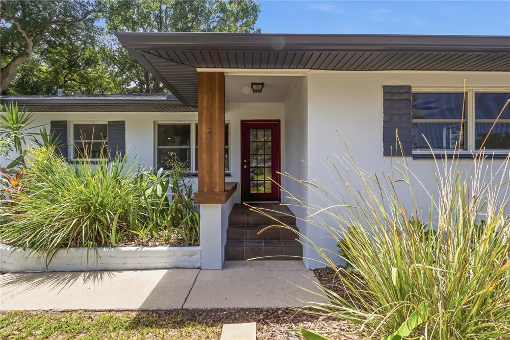 10 S ORION AVENUE Clearwater, FL 33765