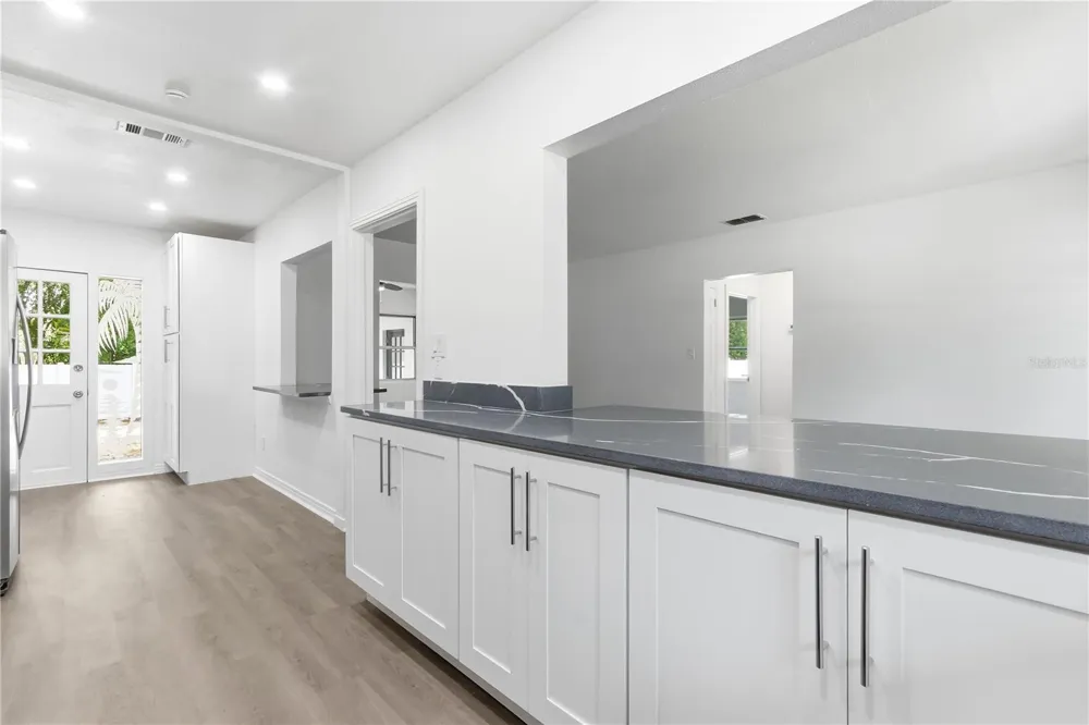 10 S ORION AVENUE Clearwater, FL 33765