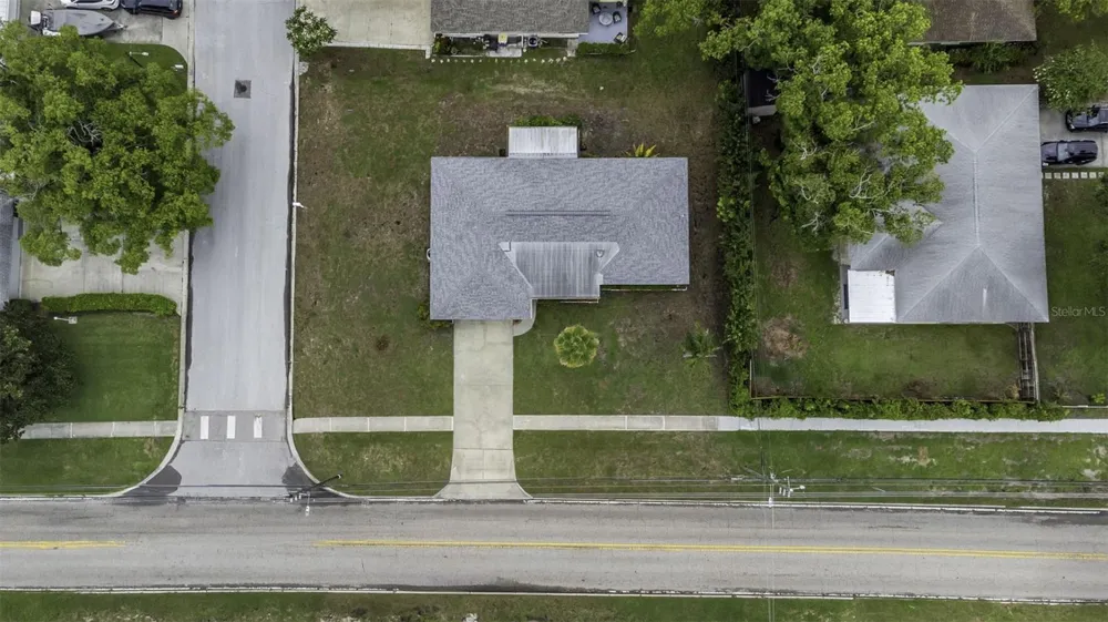 2077 DRUID ROAD E Clearwater, FL 33764