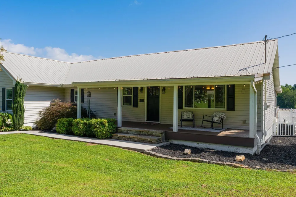 558 Bonds Road Chickamauga, GA 30707