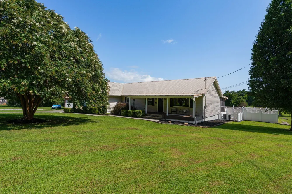 558 Bonds Road Chickamauga, GA 30707
