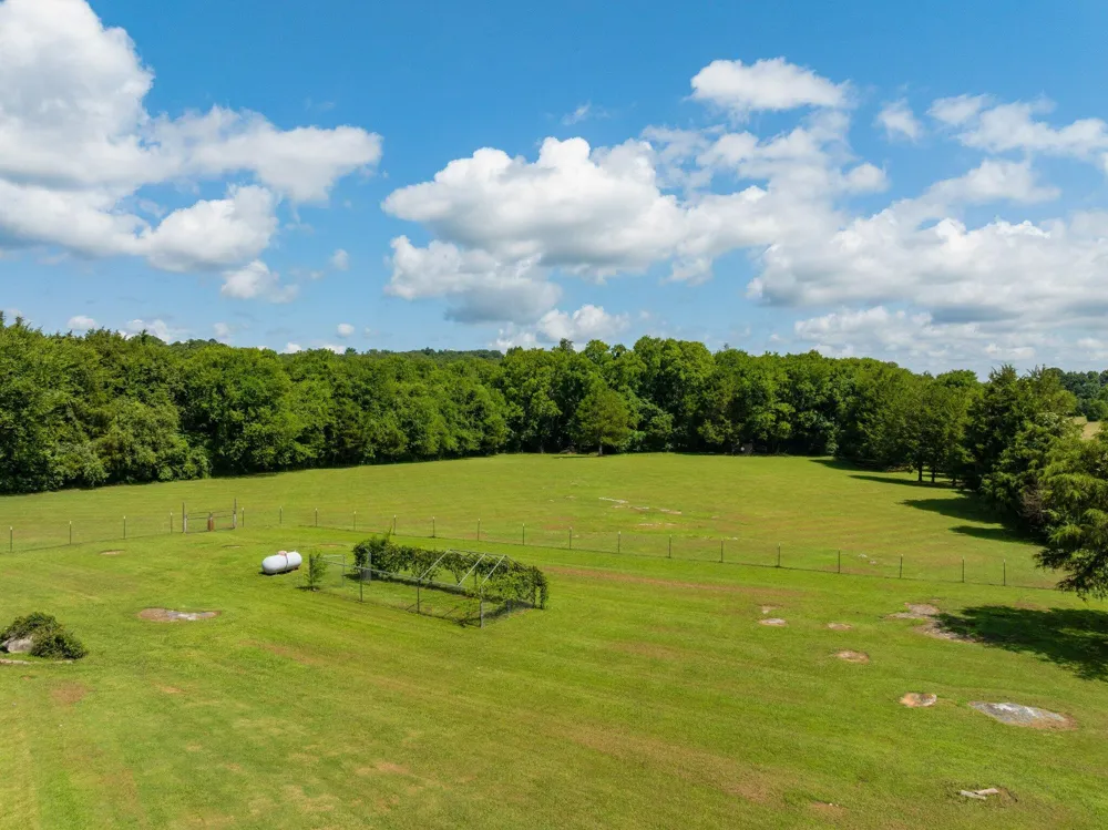 558 Bonds Road Chickamauga, GA 30707