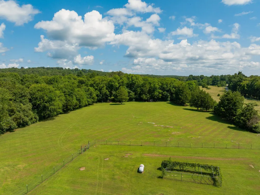 558 Bonds Road Chickamauga, GA 30707