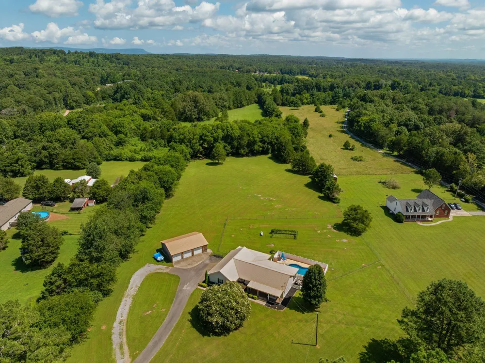 558 Bonds Road Chickamauga, GA 30707