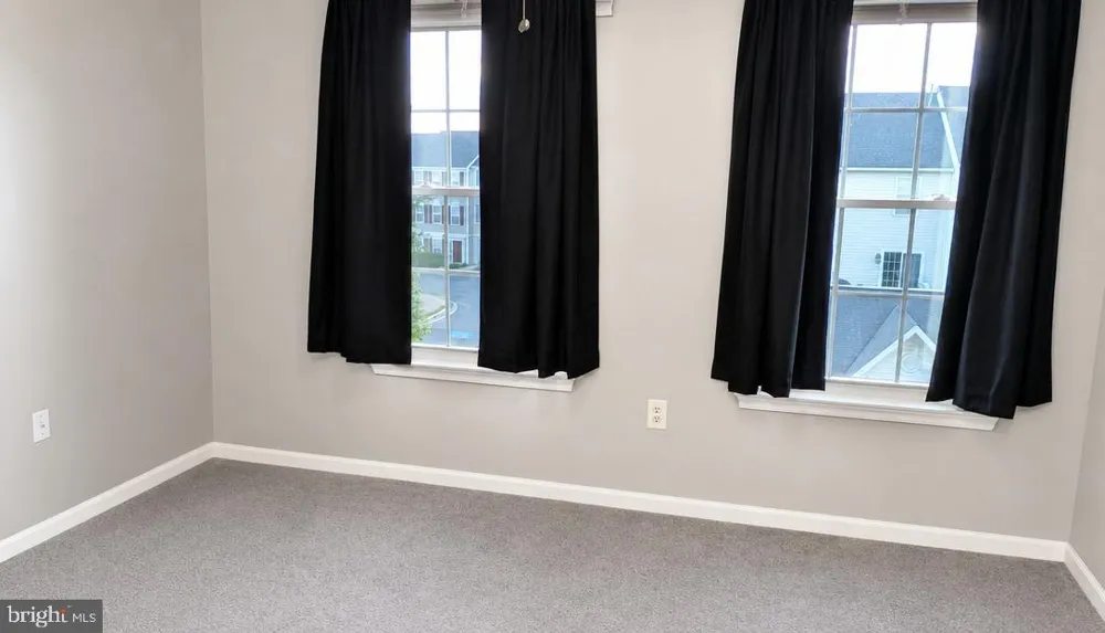 22963 WHITEHALL TERRACE Sterling, VA 20166