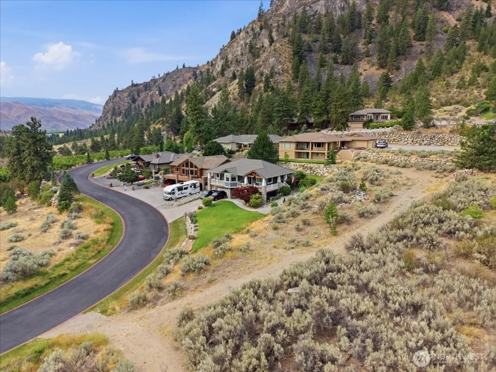 15316 Lakeview Street Entiat, WA 98822