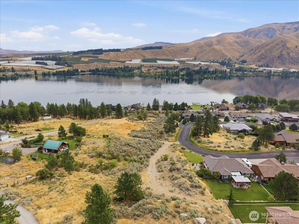 15316 Lakeview Street Entiat, WA 98822