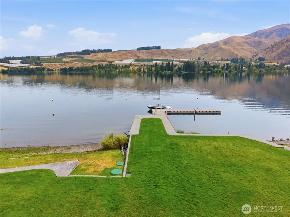 15316 Lakeview Street Entiat, WA 98822