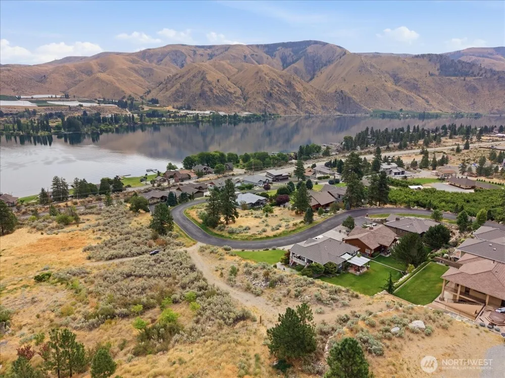 15316 Lakeview Street Entiat, WA 98822