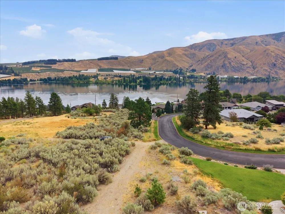 15316 Lakeview Street Entiat, WA 98822