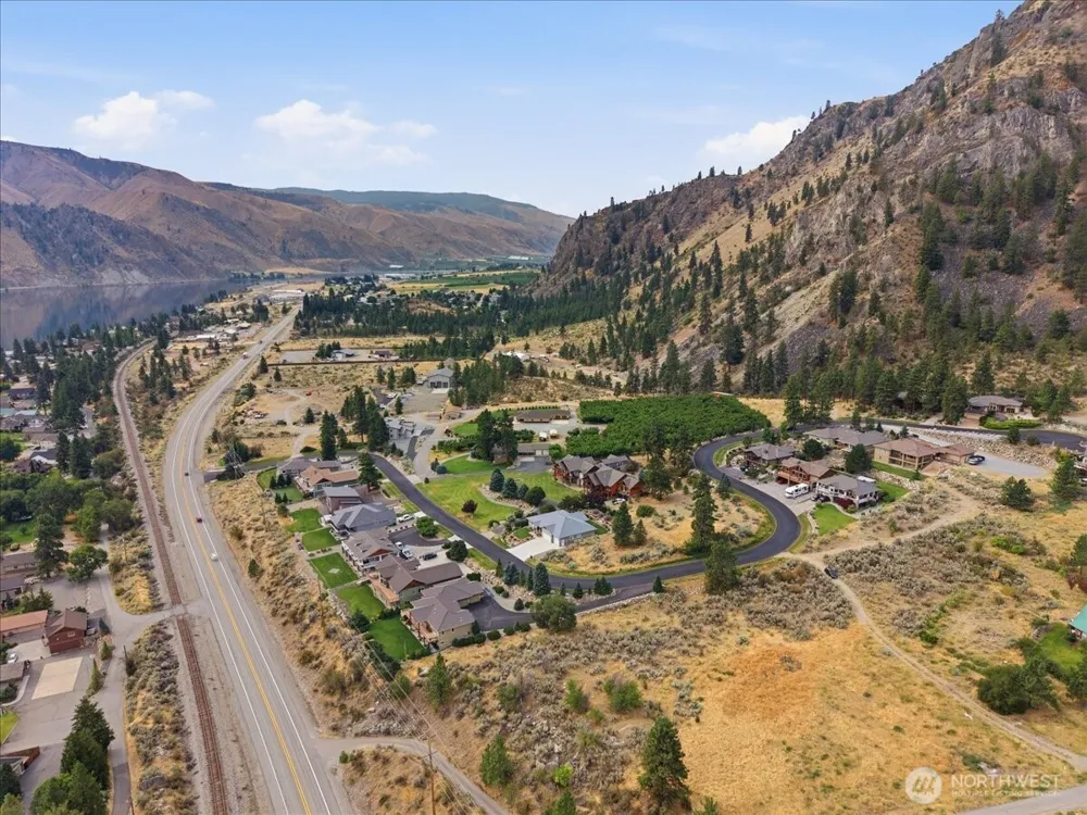 15316 Lakeview Street Entiat, WA 98822