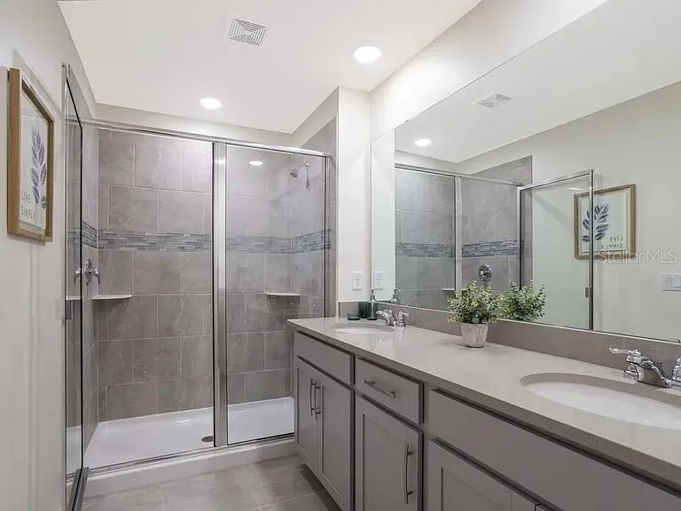 2182 FLEMING MIST PLACE Kissimmee, FL 34747