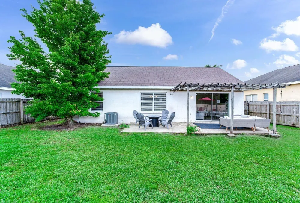 1126 VINETREE DRIVE Brandon, FL 33510