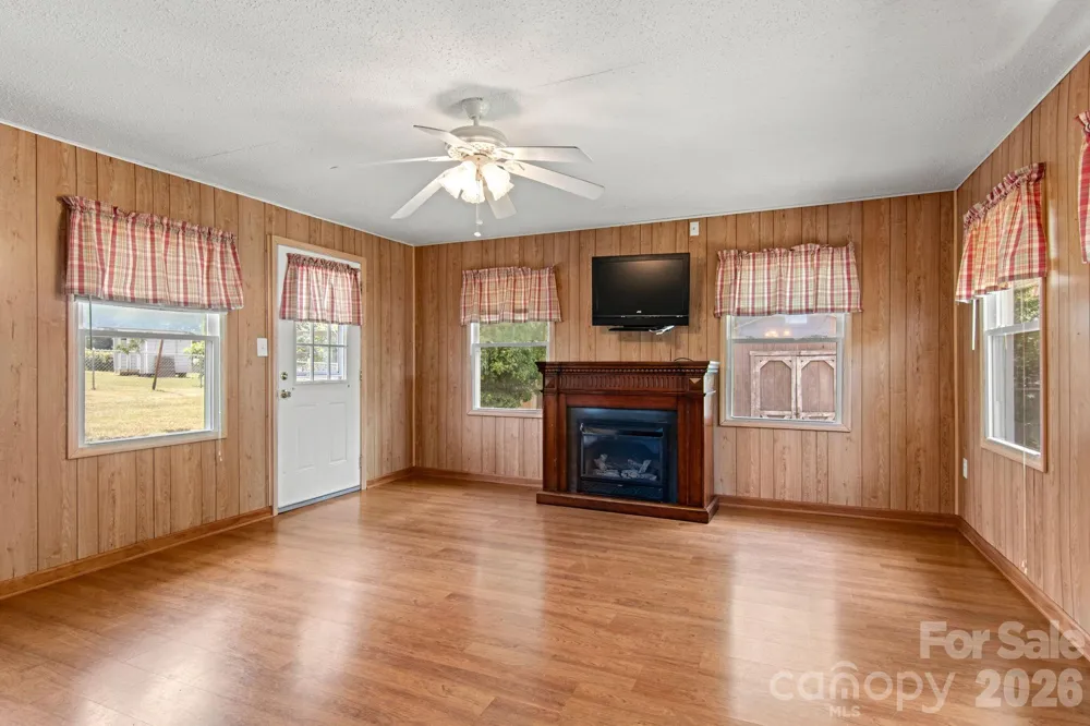 307 Somerset Drive Kings Mountain, NC 28086