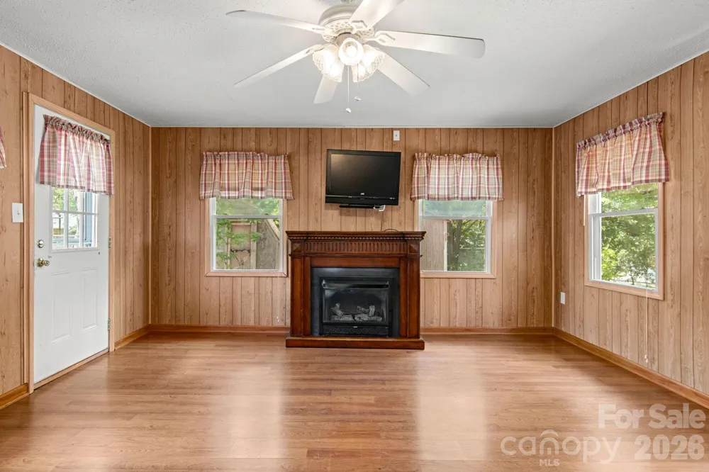 307 Somerset Drive Kings Mountain, NC 28086