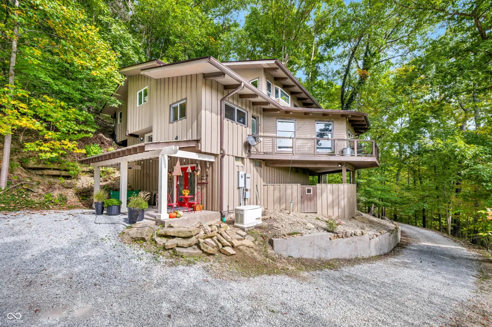 3303 S McGowan Road Bloomington, IN 47401