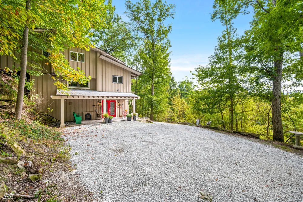 3303 S McGowan Road Bloomington, IN 47401