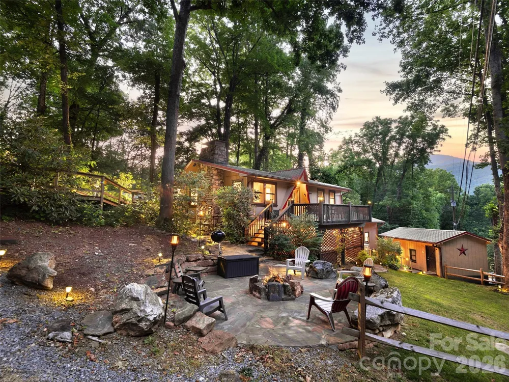 290 Dogwood Drive Maggie Valley, NC 28751