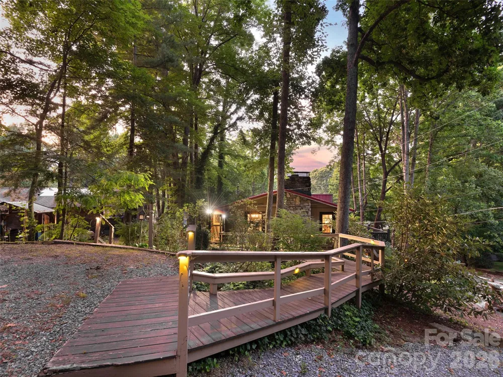 290 Dogwood Drive Maggie Valley, NC 28751