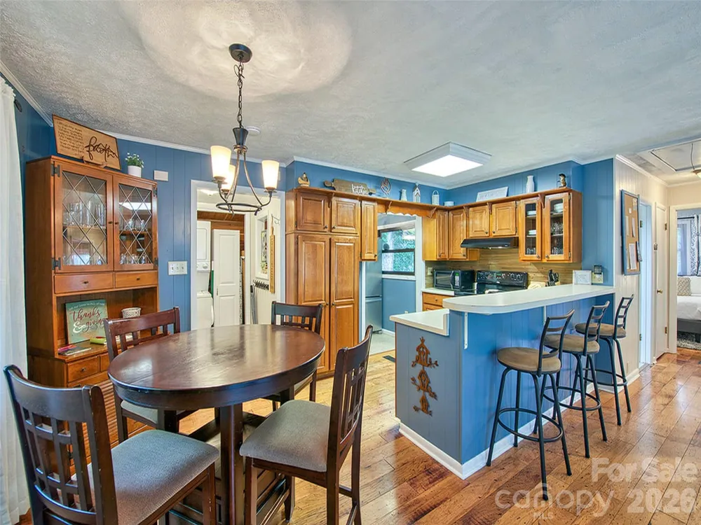 290 Dogwood Drive Maggie Valley, NC 28751