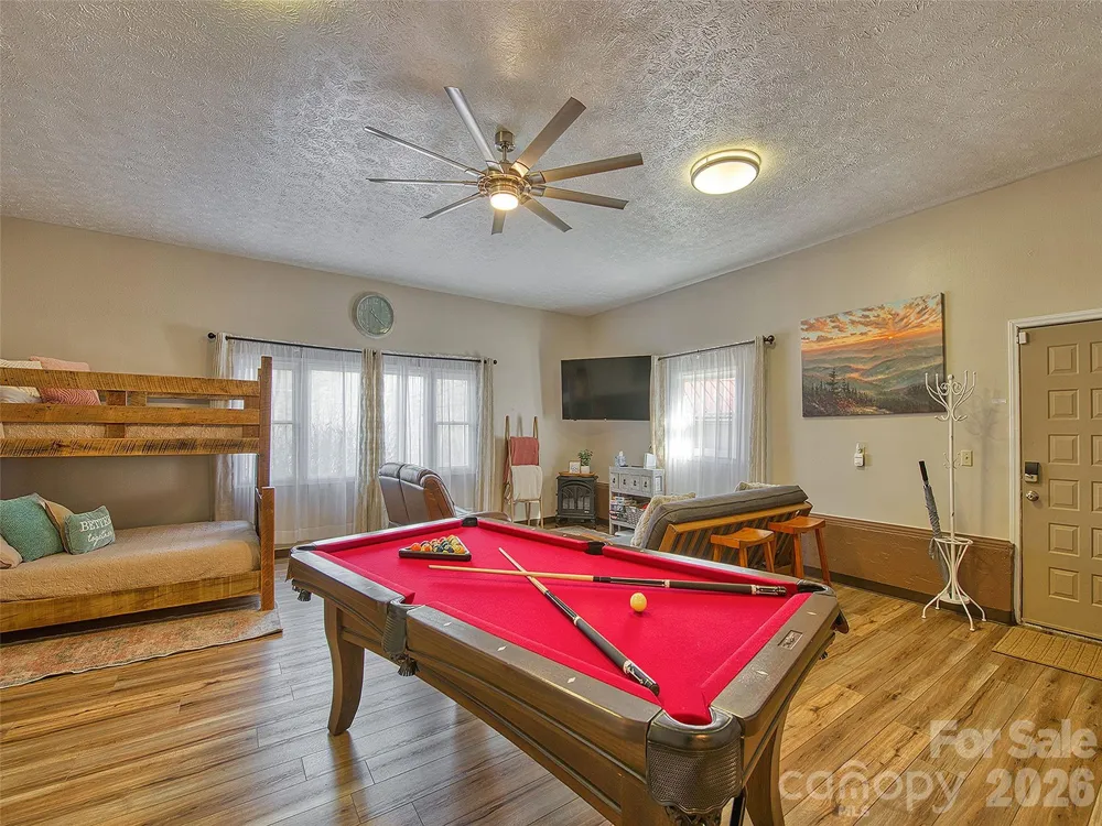 290 Dogwood Drive Maggie Valley, NC 28751