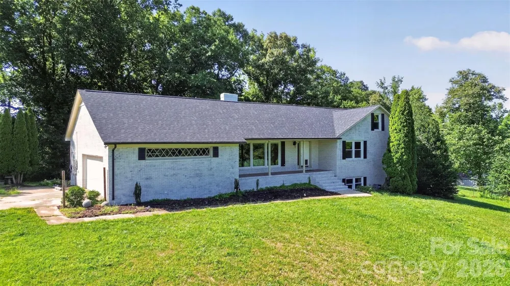 2004 Fountain Lane Stanley, NC 28164