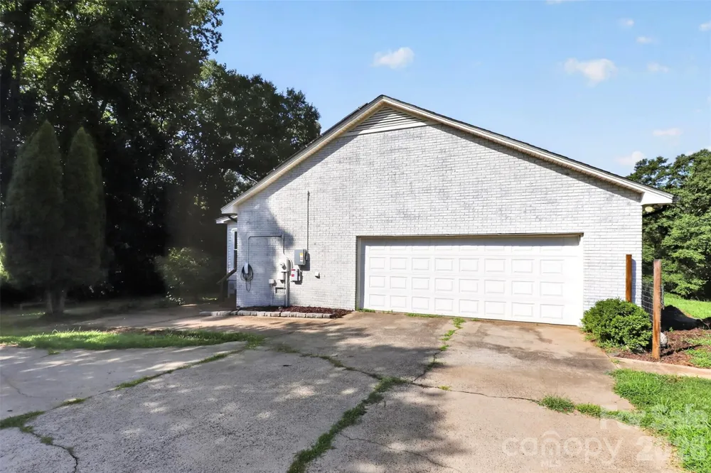 2004 Fountain Lane Stanley, NC 28164