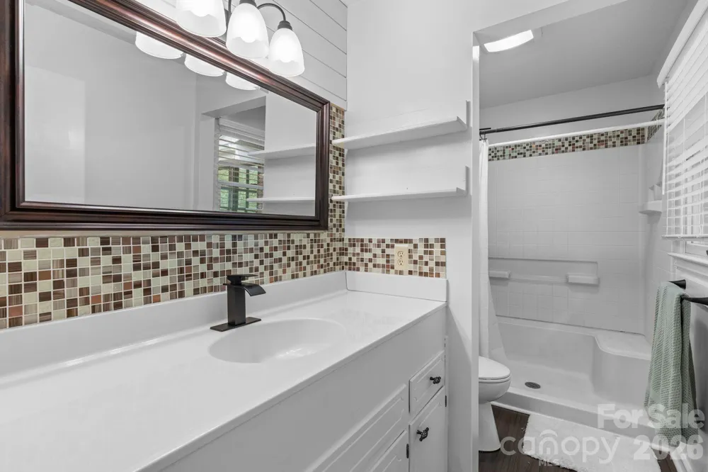 44 Green Drive Waynesville, NC 28785