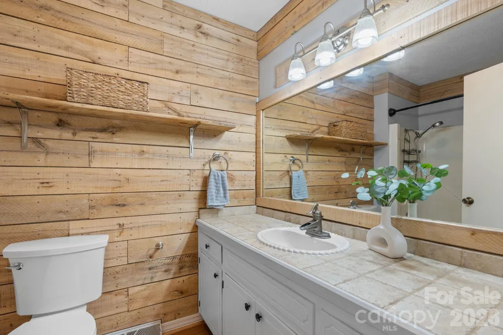 44 Green Drive Waynesville, NC 28785