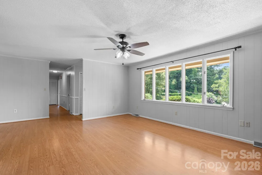 44 Green Drive Waynesville, NC 28785