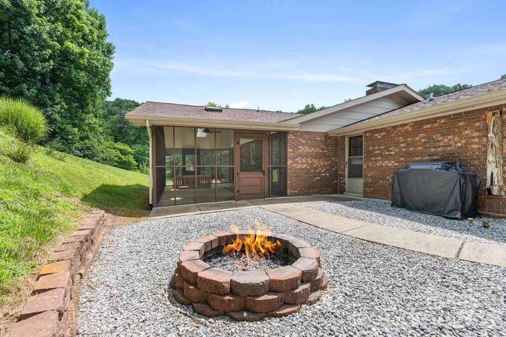 44 Green Drive Waynesville, NC 28785