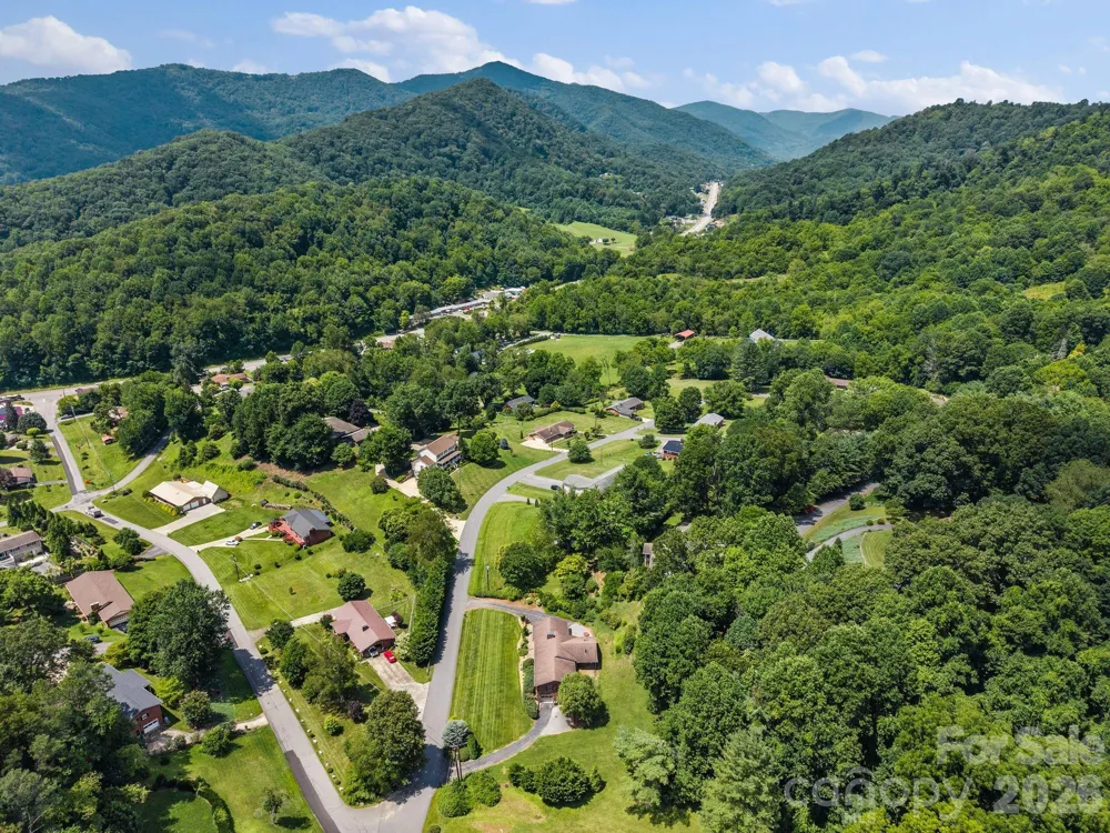 44 Green Drive Waynesville, NC 28785