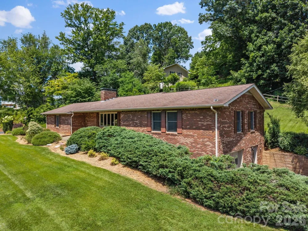 44 Green Drive Waynesville, NC 28785