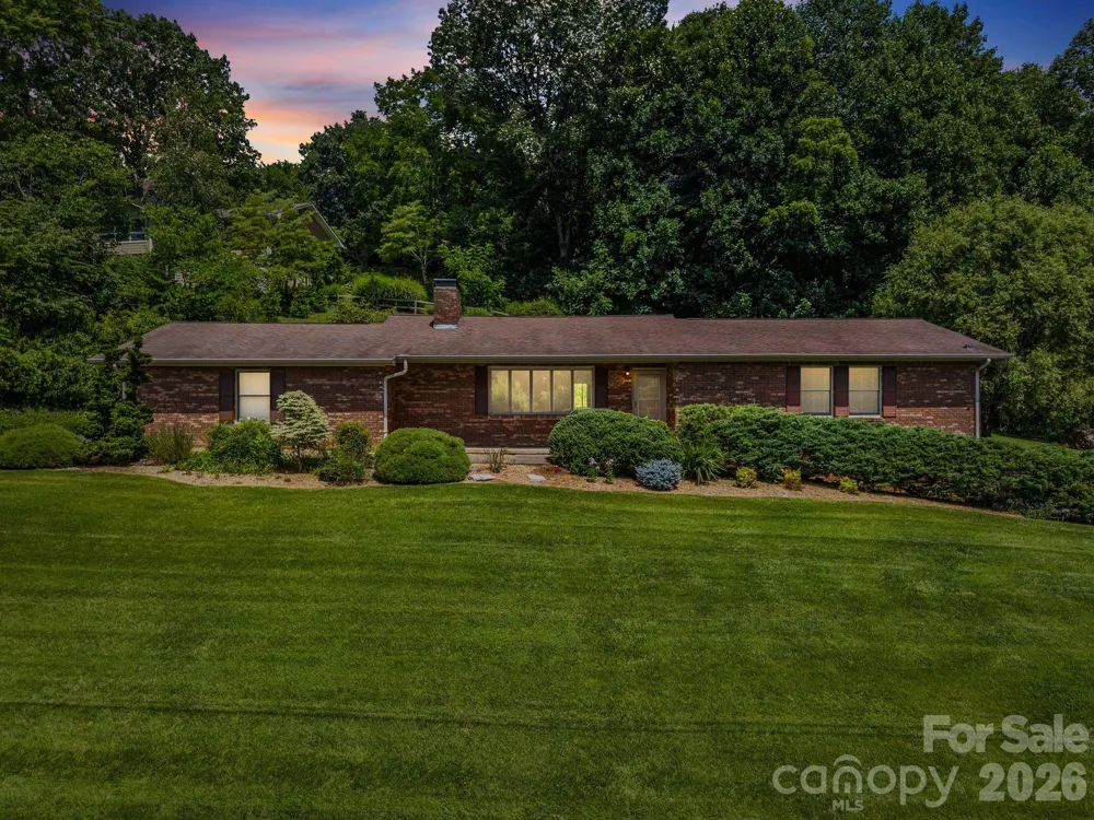 44 Green Drive Waynesville, NC 28785