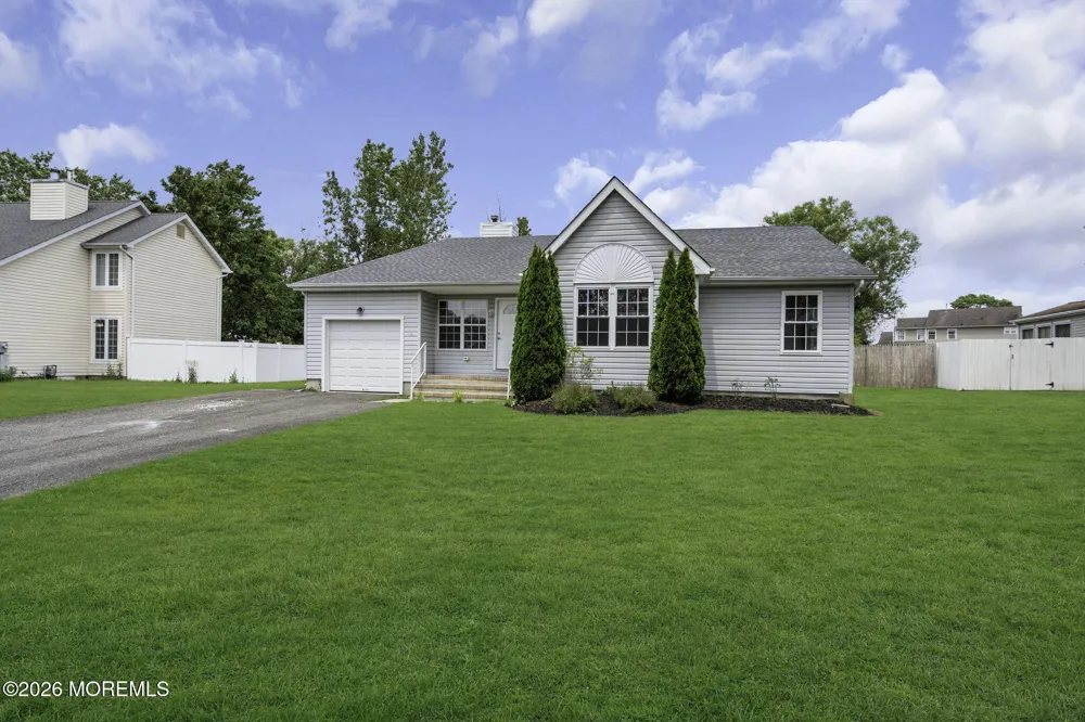 114 Oneida Lake Drive Little Egg Harbor, NJ 08087