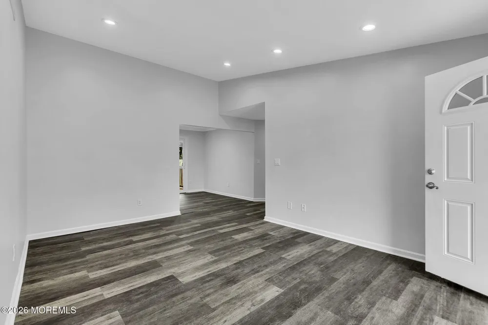114 Oneida Lake Drive Little Egg Harbor, NJ 08087