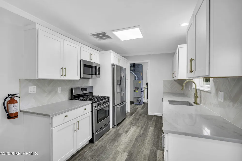 114 Oneida Lake Drive Little Egg Harbor, NJ 08087