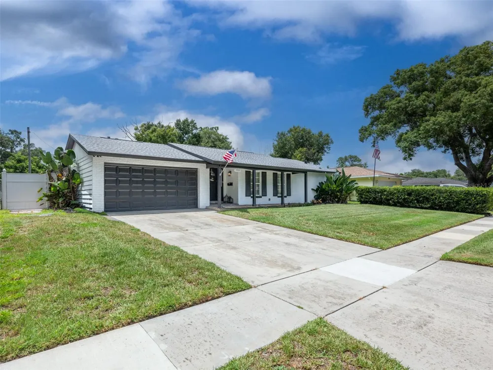 1921 WINNEBAGO TRAIL Fern Park, FL 32730