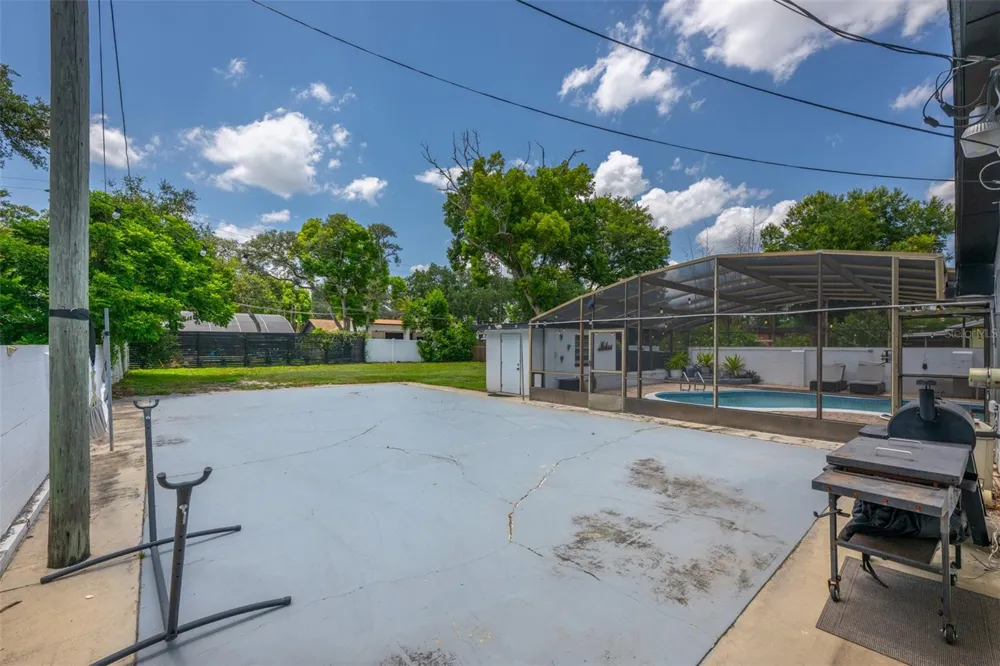 1921 WINNEBAGO TRAIL Fern Park, FL 32730