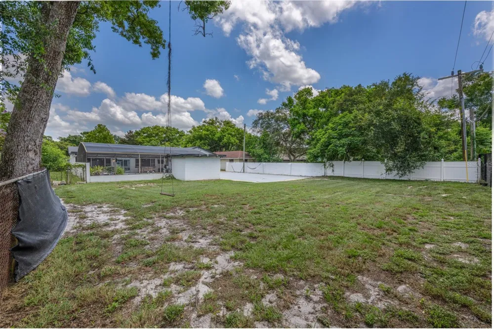 1921 WINNEBAGO TRAIL Fern Park, FL 32730