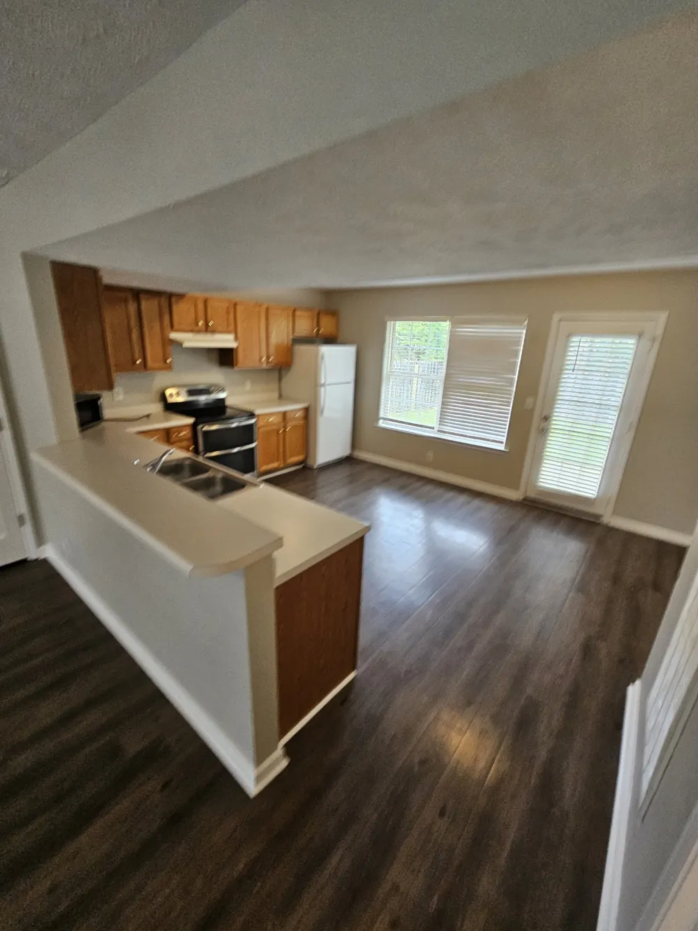 2015 Bradyville Pike Murfreesboro, TN 37130