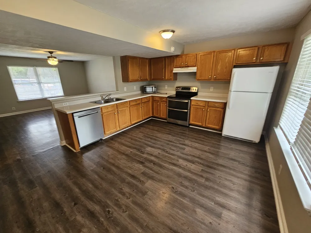 2015 Bradyville Pike Murfreesboro, TN 37130