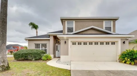 2592 CHATHAM CIRCLE