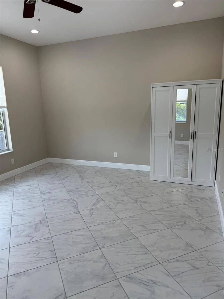 16015 CAPE CORAL DRIVE Wimauma, FL 33598