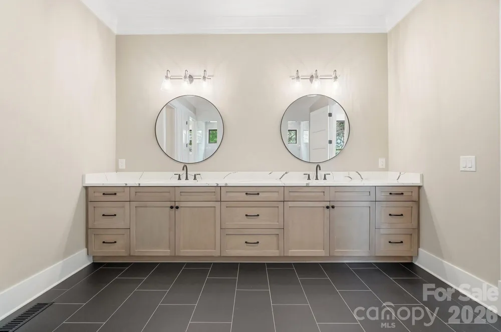 110 Zwilling Court Troutman, NC 28166