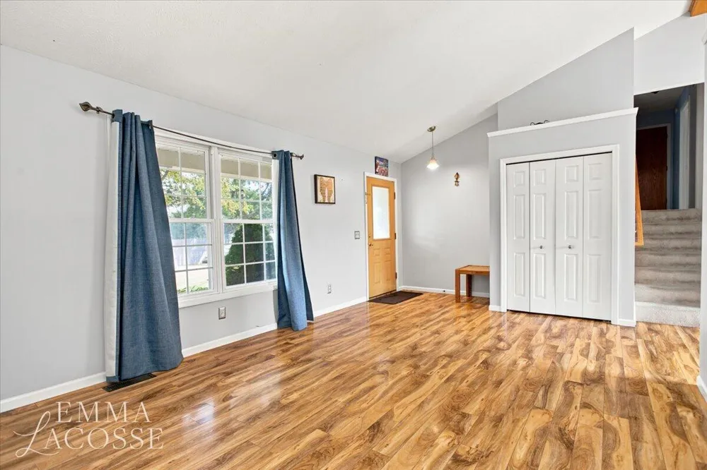 3560 Rush Creek Drive Hudsonville, MI 49426