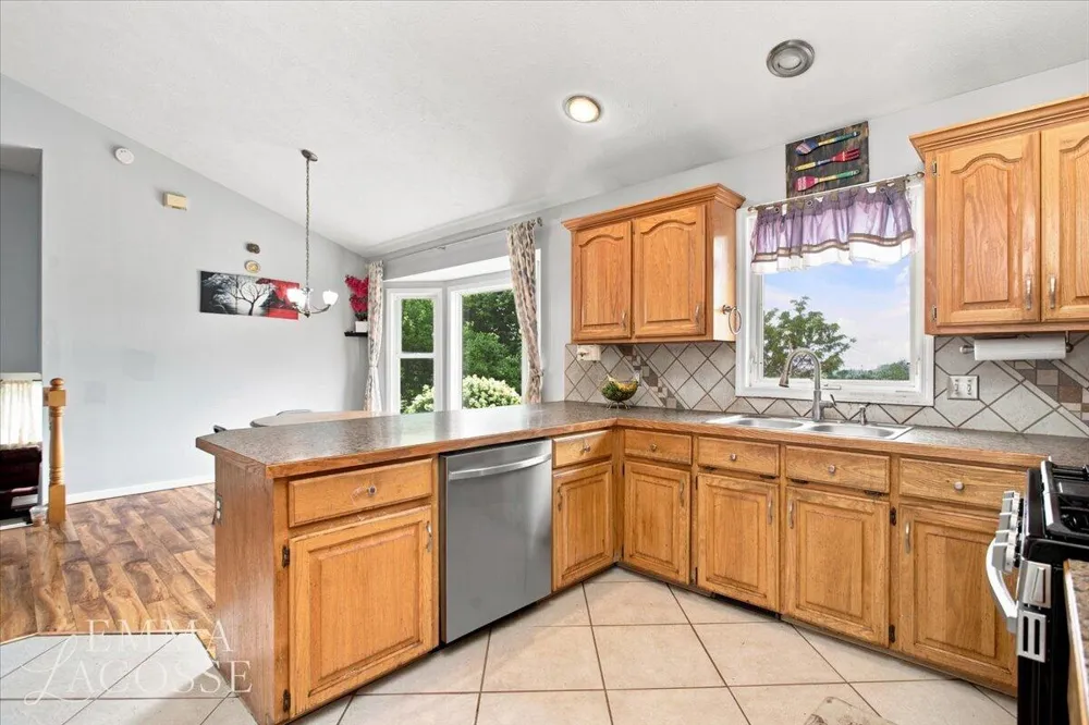3560 Rush Creek Drive Hudsonville, MI 49426