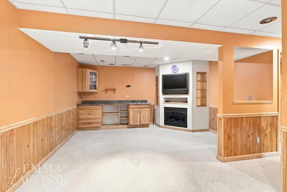 3560 Rush Creek Drive Hudsonville, MI 49426